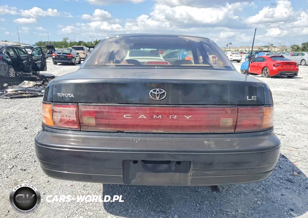 1994 Toyota Camry Le VIN:4T1SK12EXRU441282 - 6