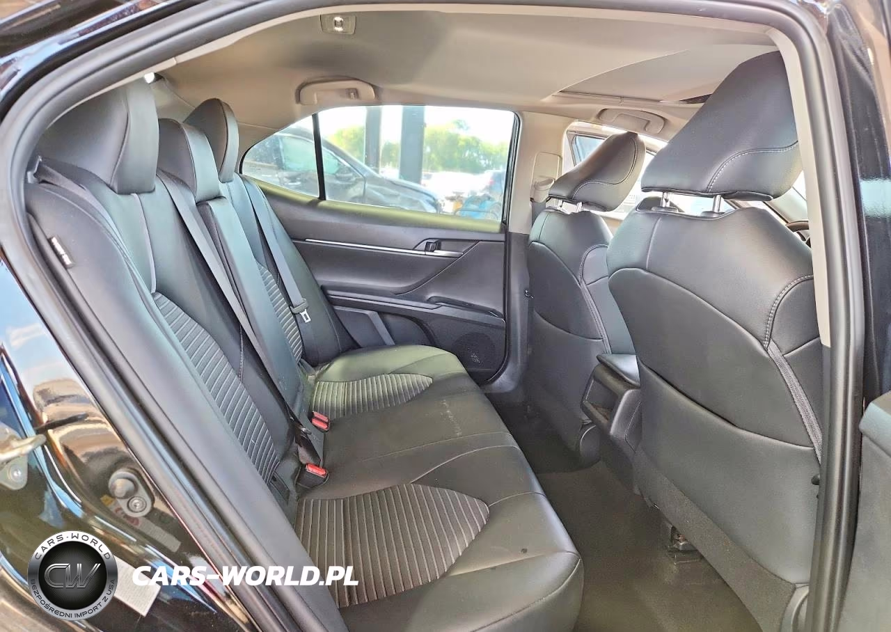 2019 Toyota Camry Se VIN:4T1B11HK4KU248583 - 10