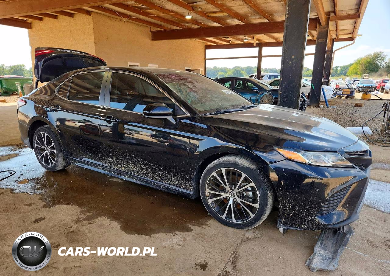 2019 Toyota Camry Se VIN:4T1B11HK4KU248583 - 4