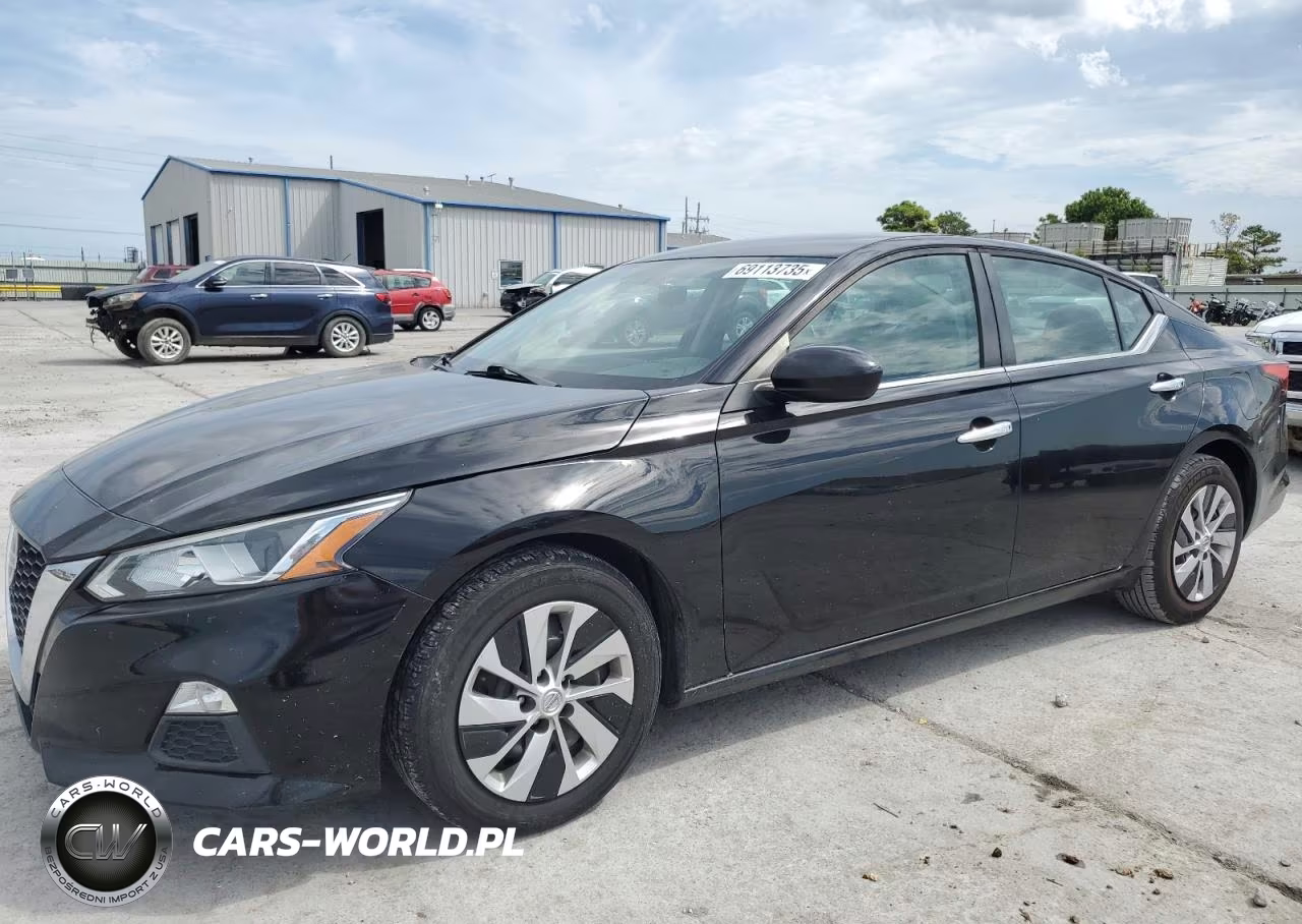 2019 Nissan Altima S
