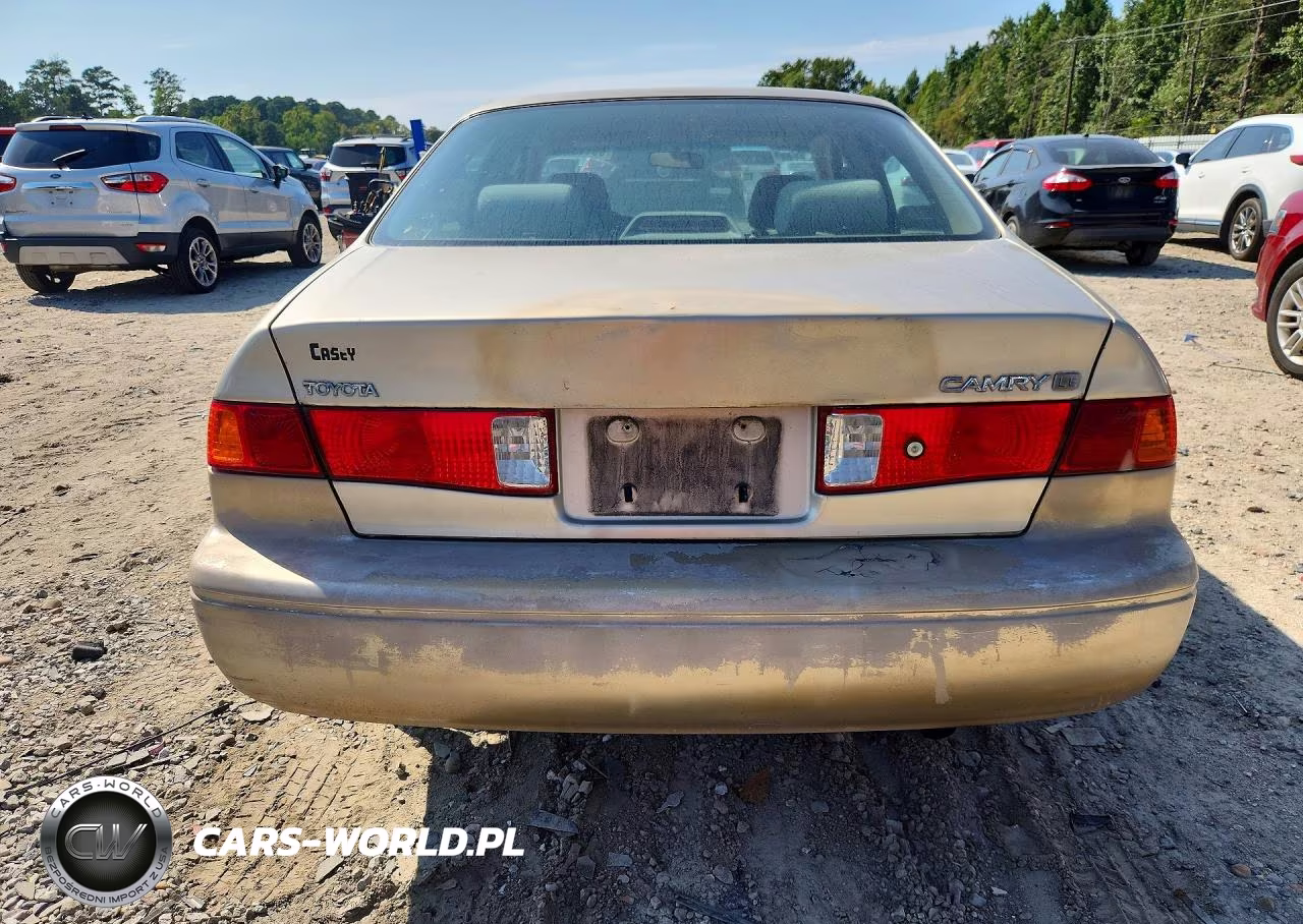 2000 Toyota Camry Le VIN:JT2BG22KXY0441427 - 6