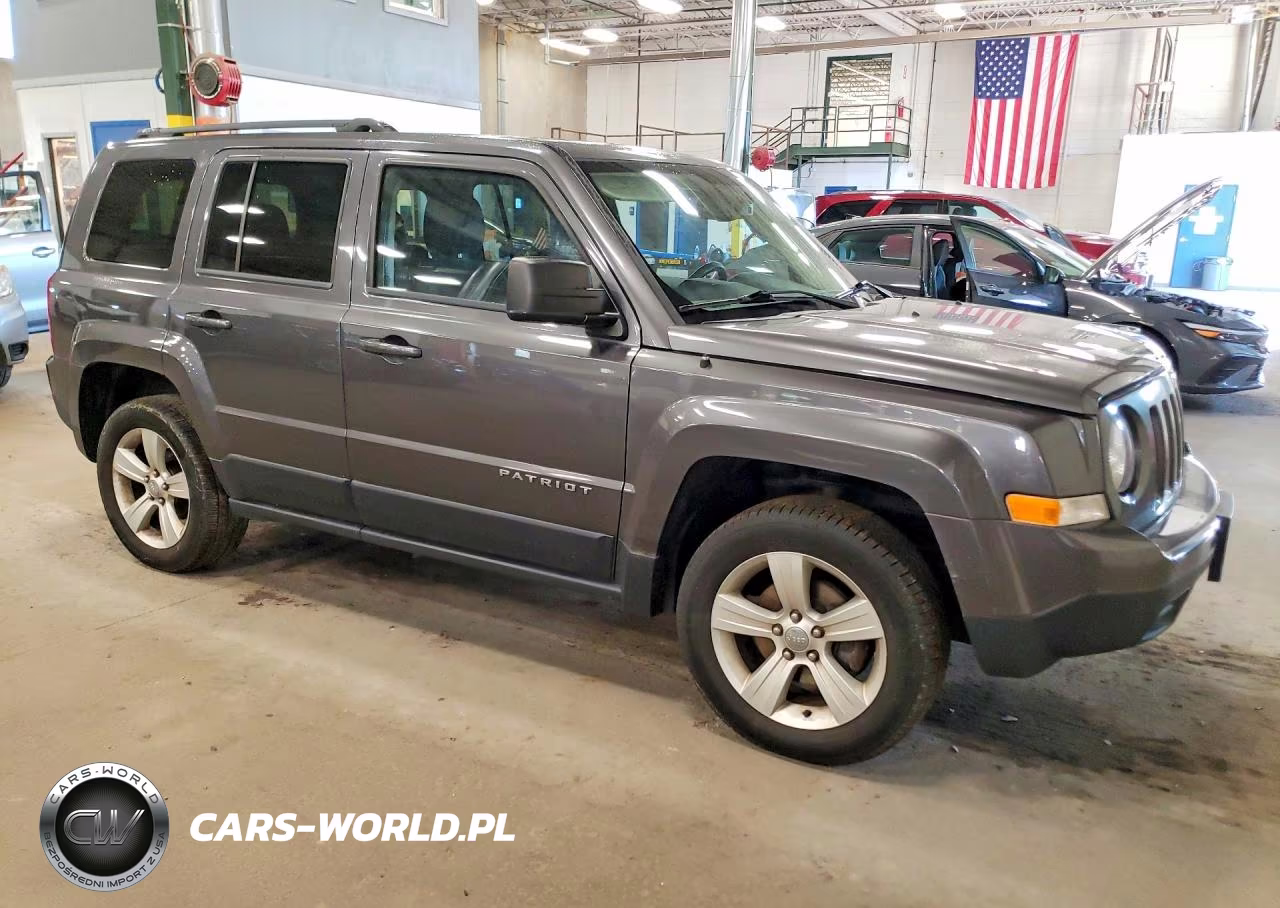 2017 Jeep Patriot Latitude VIN:1C4NJRFB6HD173932 - 4