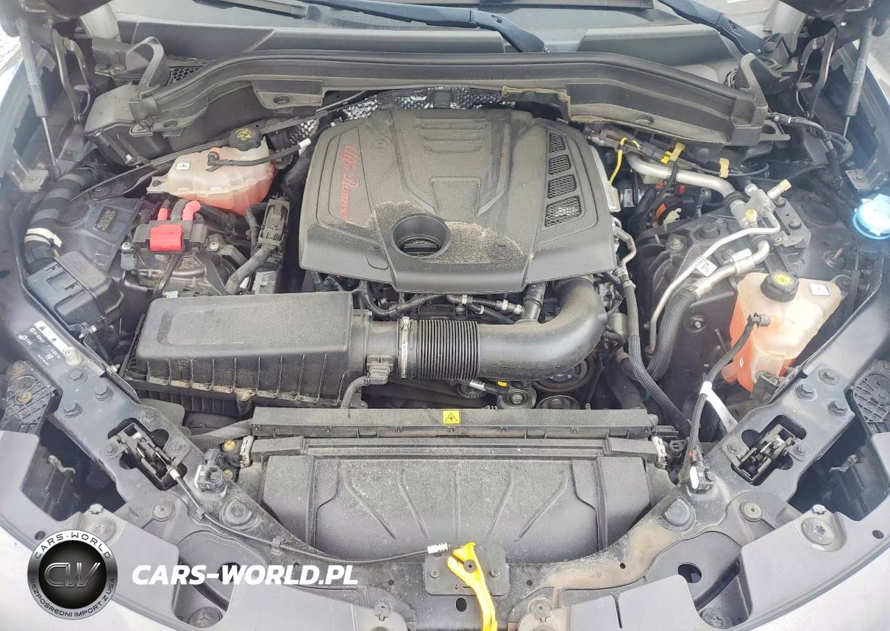 2022 Alfa Romeo Stelvio Ti VIN:ZASPAKBN5N7D33090 - 12