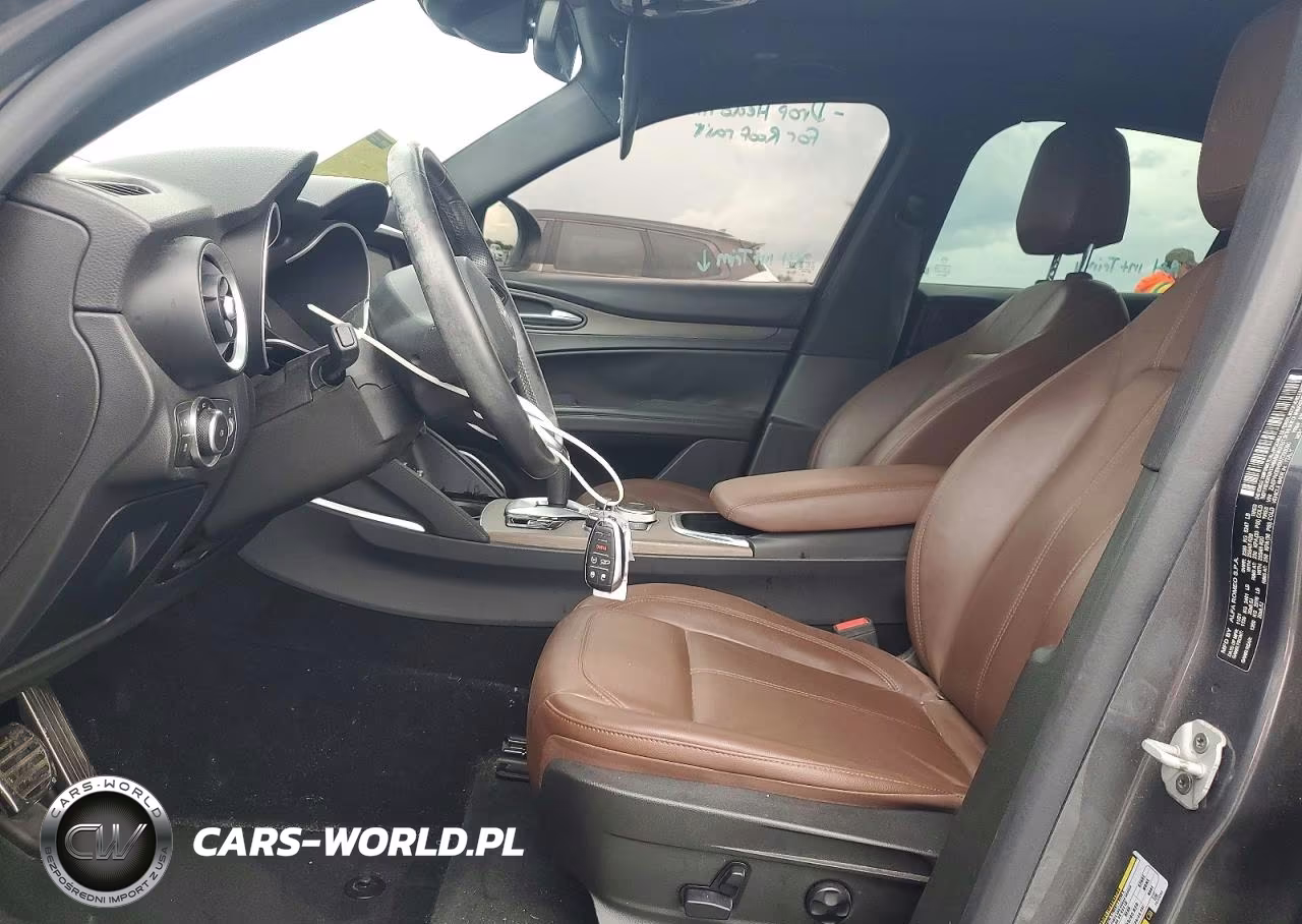 2022 Alfa Romeo Stelvio Ti VIN:ZASPAKBN5N7D33090 - 7