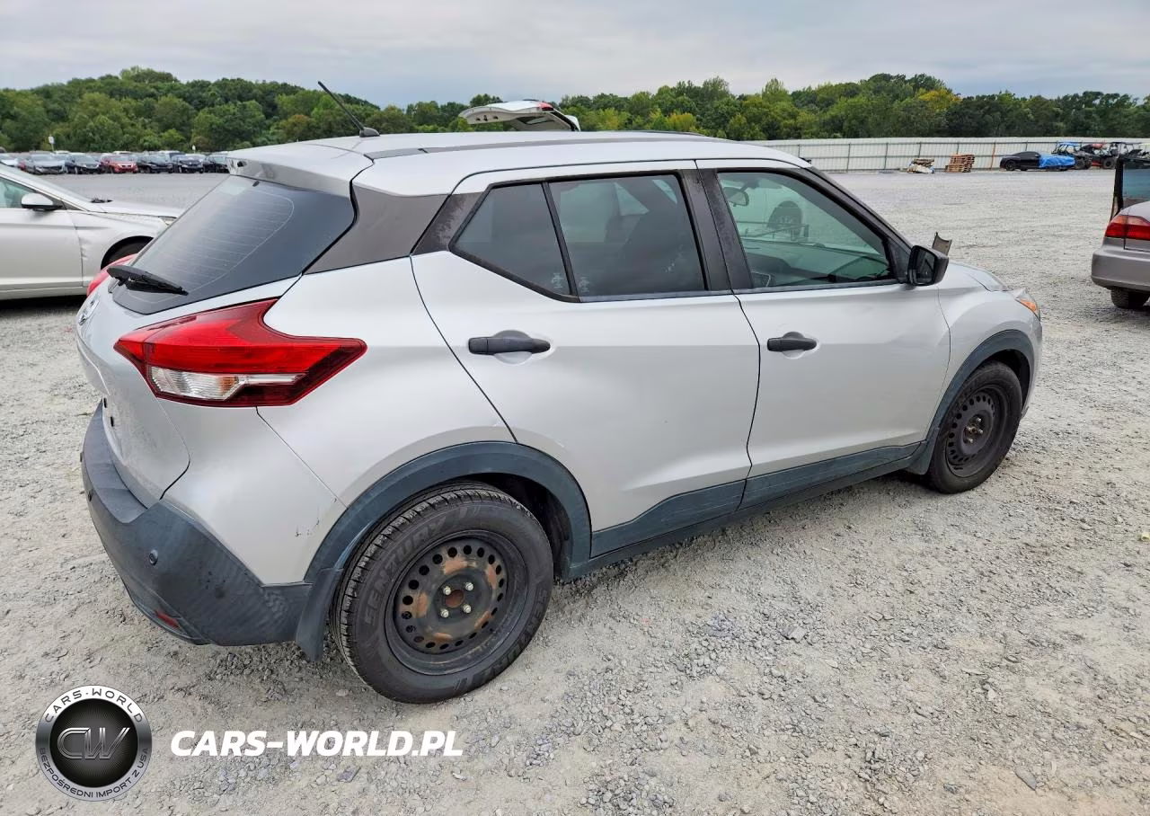 2020 Nissan Kicks S VIN:3N1CP5BV3LL558434 - 3
