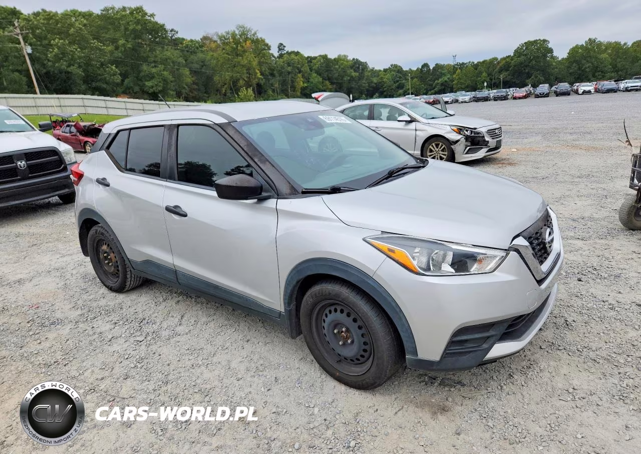 2020 Nissan Kicks S VIN:3N1CP5BV3LL558434 - 4