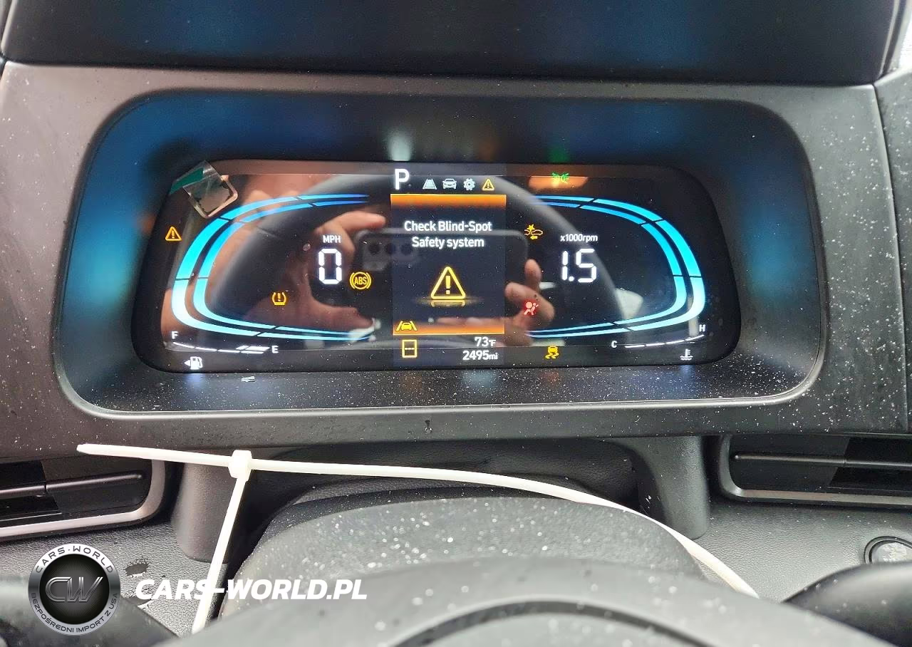 2026 Hyundai Elantra Sel Sport VIN:KMHLM4DG2TU201858 - 9