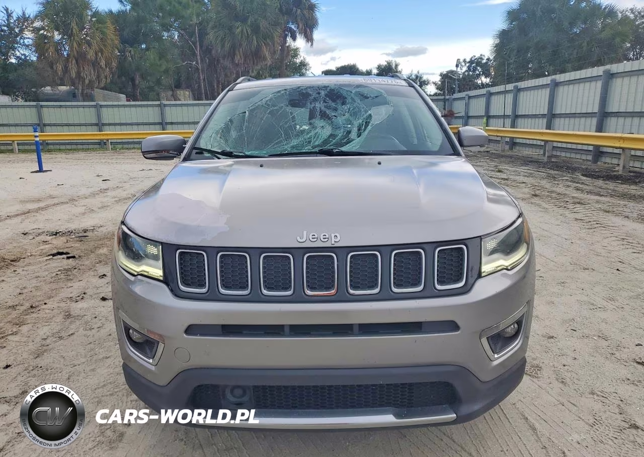 2018 Jeep Compass Limited VIN:3C4NJCCB3JT406702 - 5