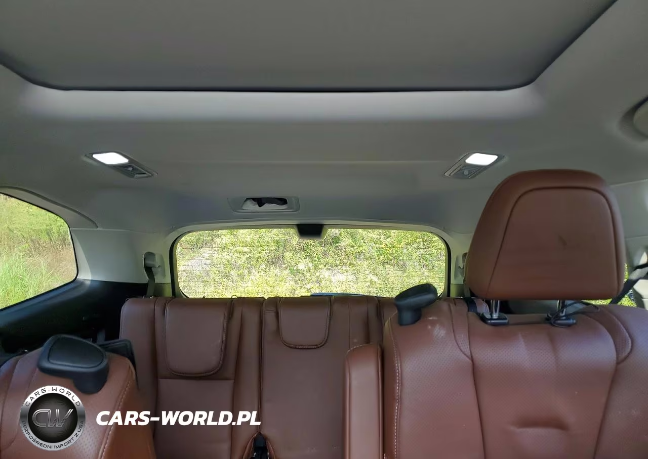 2022 Subaru Ascent Touring VIN:4S4WMARD1N3435377 - 10