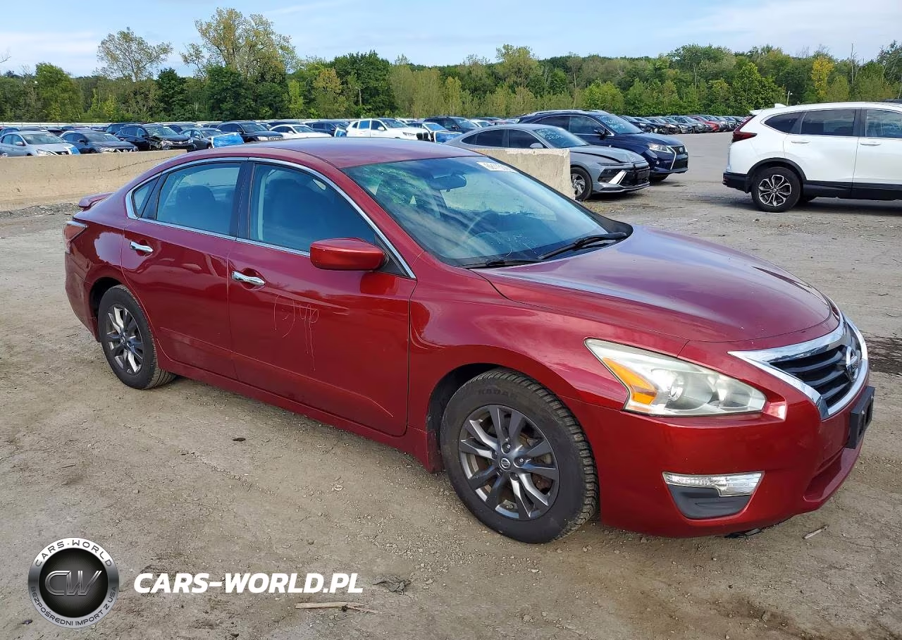 2015 Nissan Altima 2.5 S VIN:1N4AL3AP8FC492363 - 4