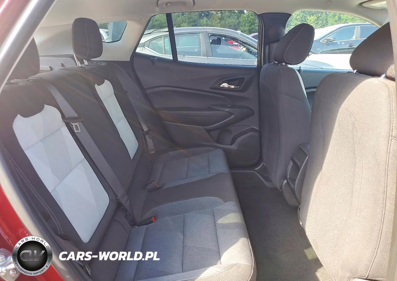 2025 Chevrolet Trax Ls VIN:KL77LFEP6SC147002 - 11