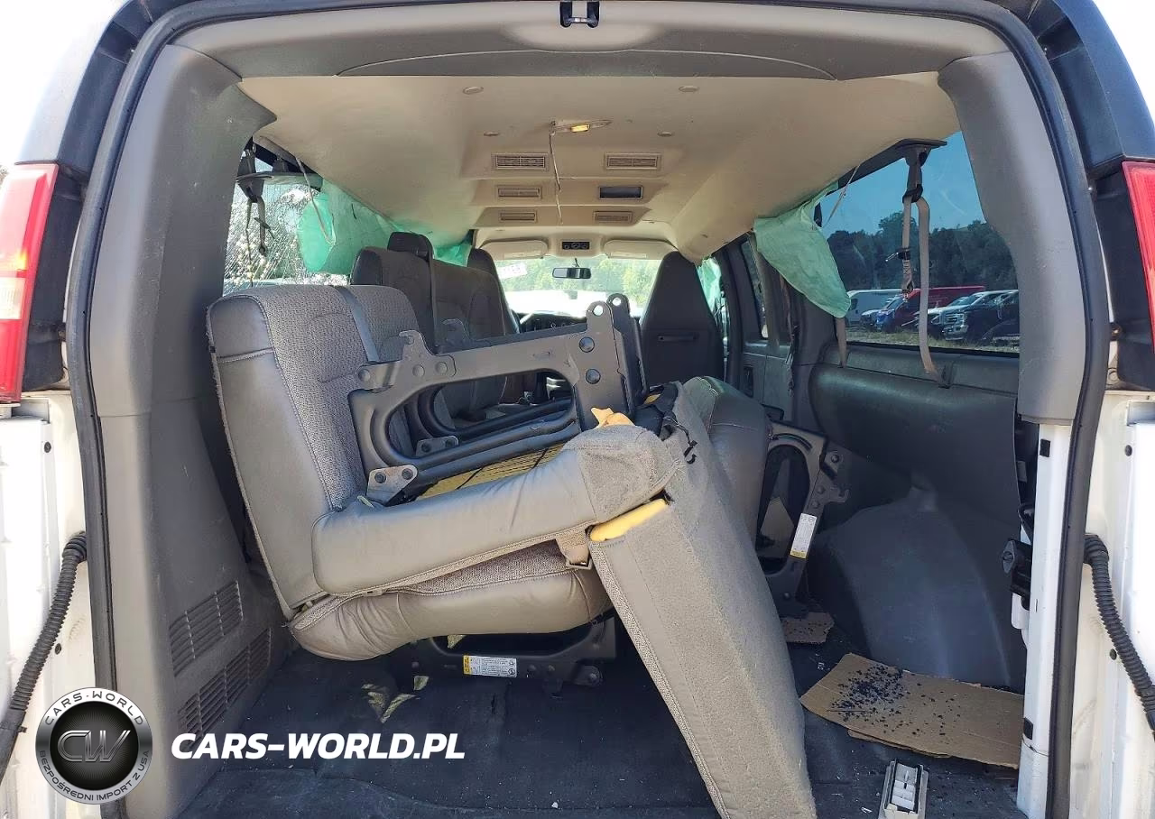 2017 Chevrolet Express G3500 Lt VIN:1GAZGPFG4H1135738 - 10