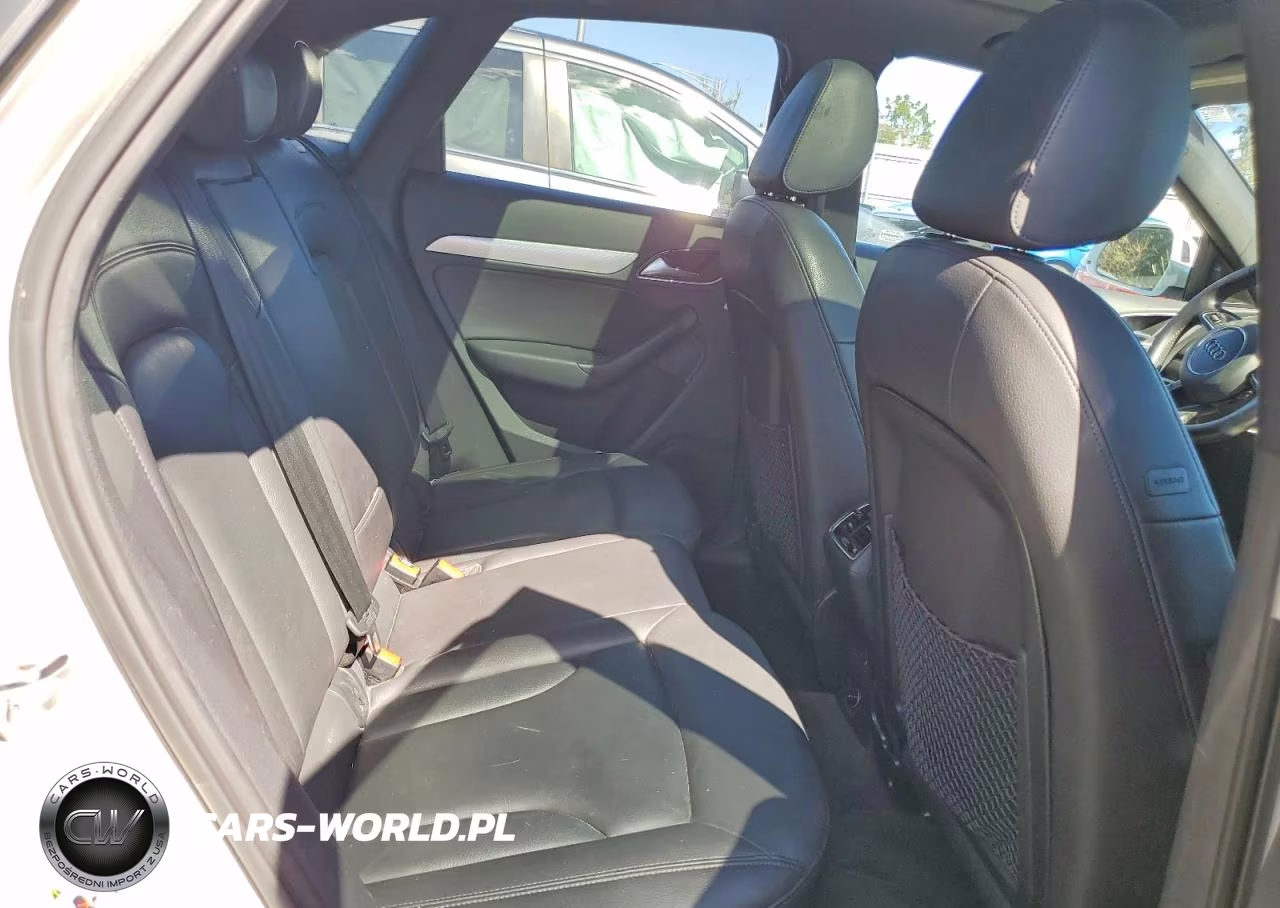 2016 Audi Q3 Premium Plus VIN:WA1EFCFS7GR025153 - 11