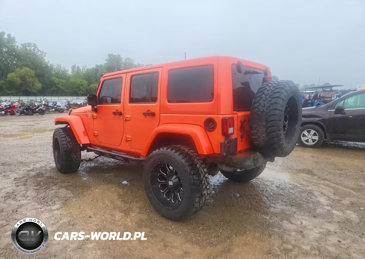 2015 Jeep Wrangler Unlimited Sahara VIN:1C4BJWEG7FL700197 - 2