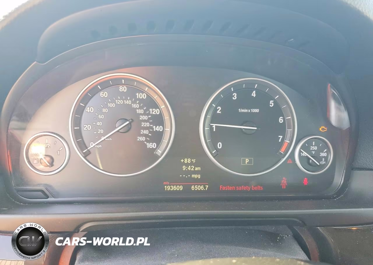 2012 BMW 528 I VIN:WBAXG5C52CDW24679 - 9