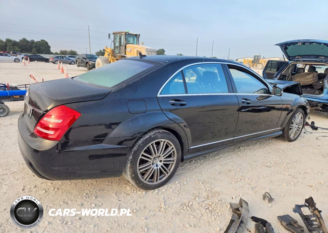 2013 Mercedes-Benz S 550 VIN:WDDNG7DB2DA530076 - 3