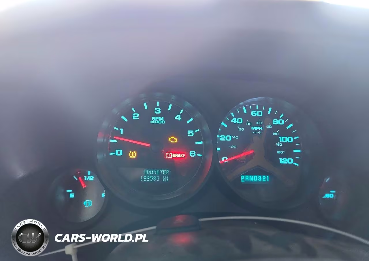 2007 Chevrolet Silverado C1500 Classic VIN:1GCEC19X77Z651988 - 9