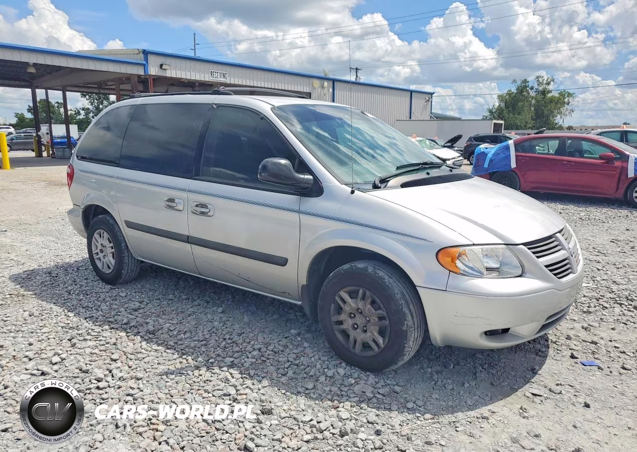2005 Dodge Caravan Sxt VIN:1D4GP45R85B158156 - 4