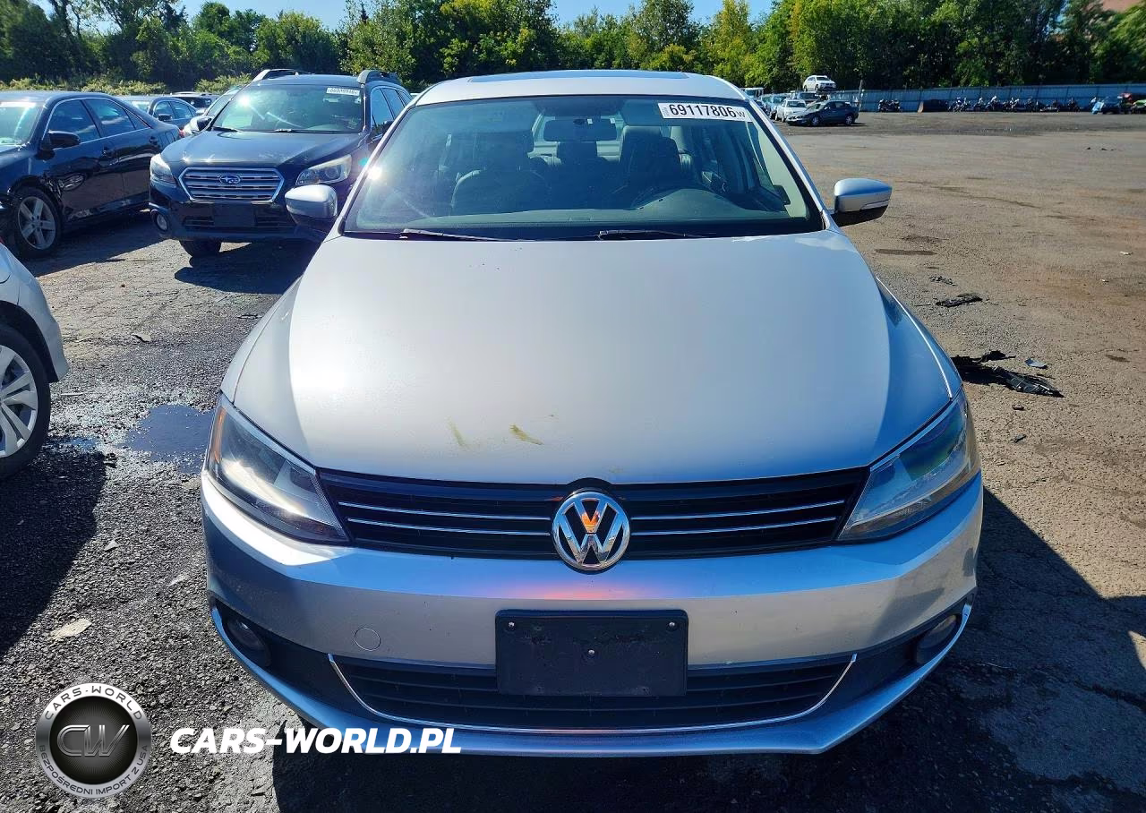 2014 Volkswagen Jetta Sel VIN:3VWL17AJ5EM441554 - 5