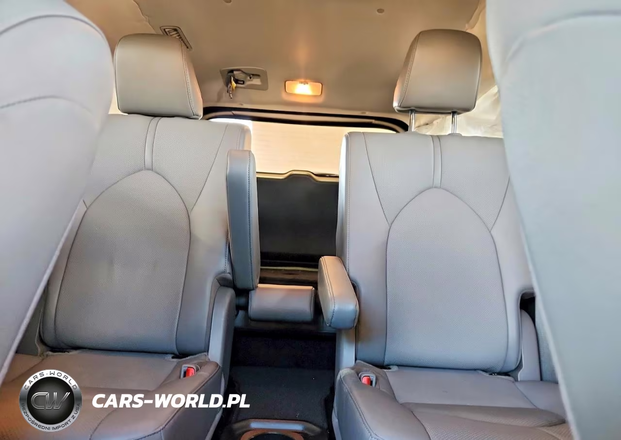 2023 Toyota Highlander Limited VIN:5TDKDRAH1PS019203 - 10