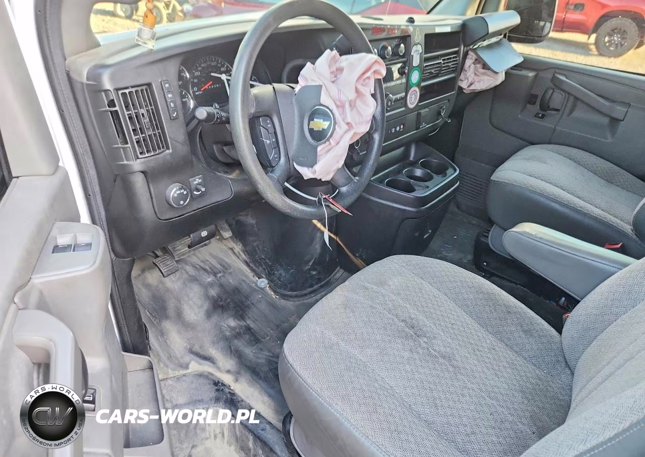 2019 Chevrolet Express VIN:1GCWGAFPXK1162683 - 8