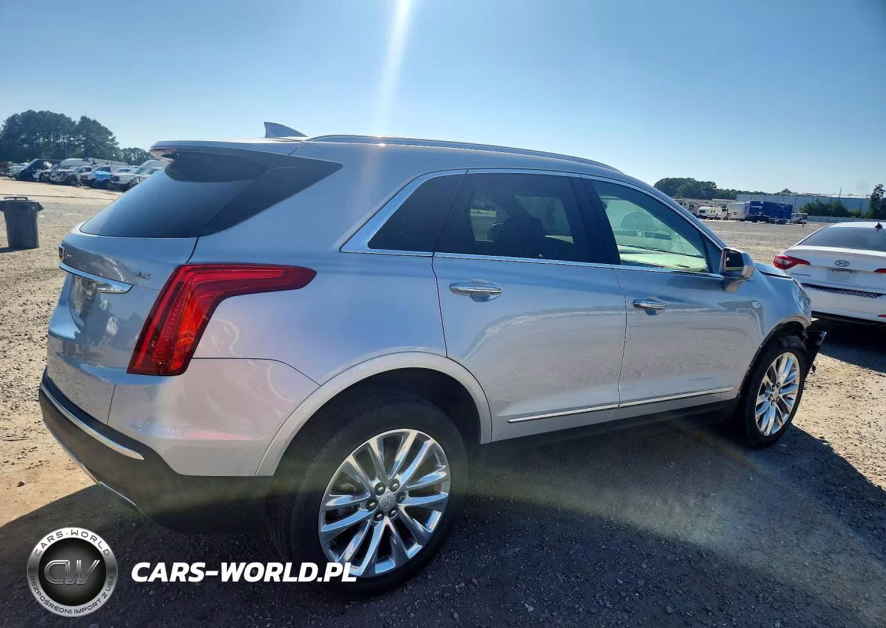 2017 Cadillac Xt5 Platinum VIN:1GYKNFRS5HZ100663 - 3