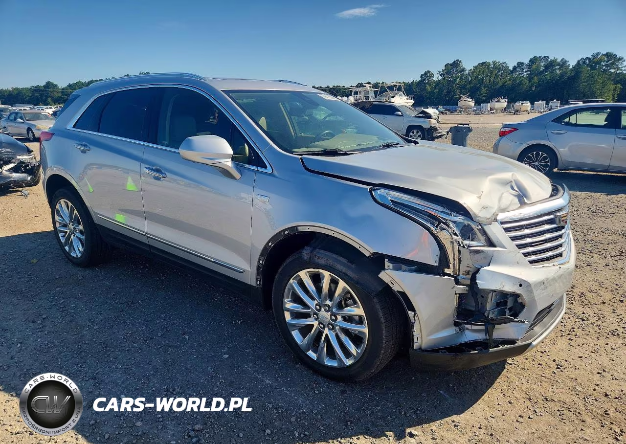 2017 Cadillac Xt5 Platinum VIN:1GYKNFRS5HZ100663 - 4