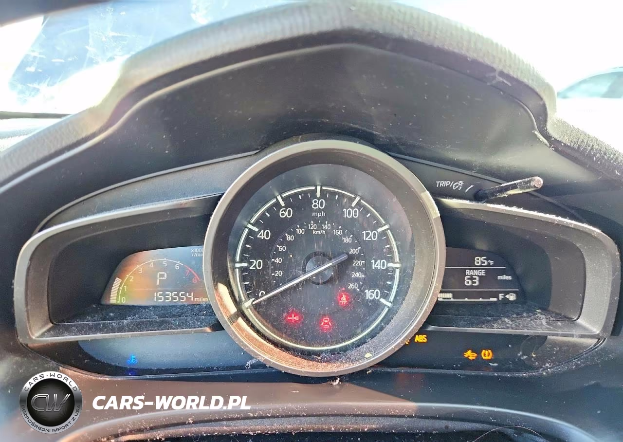 2018 Mazda 3 Sport VIN:3MZBN1U73JM175748 - 9