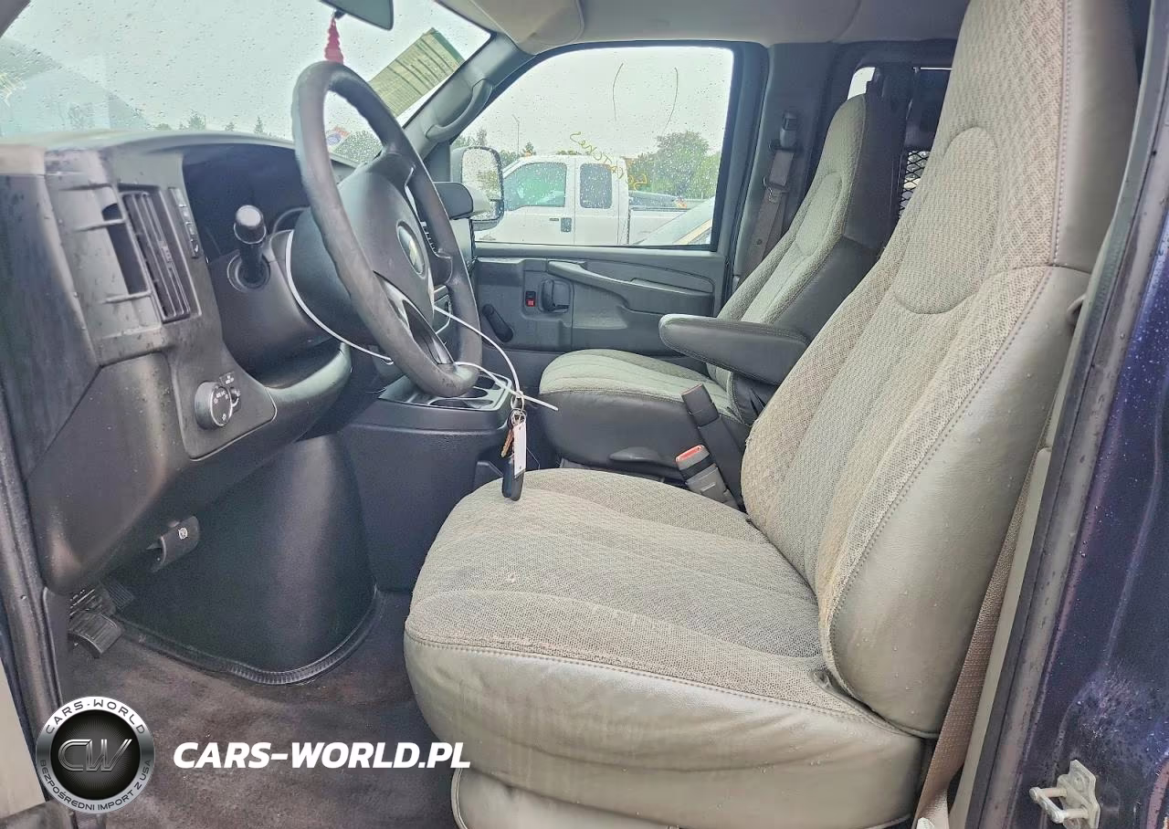 2009 Chevrolet Express VIN:1GAGG25K791160599 - 7
