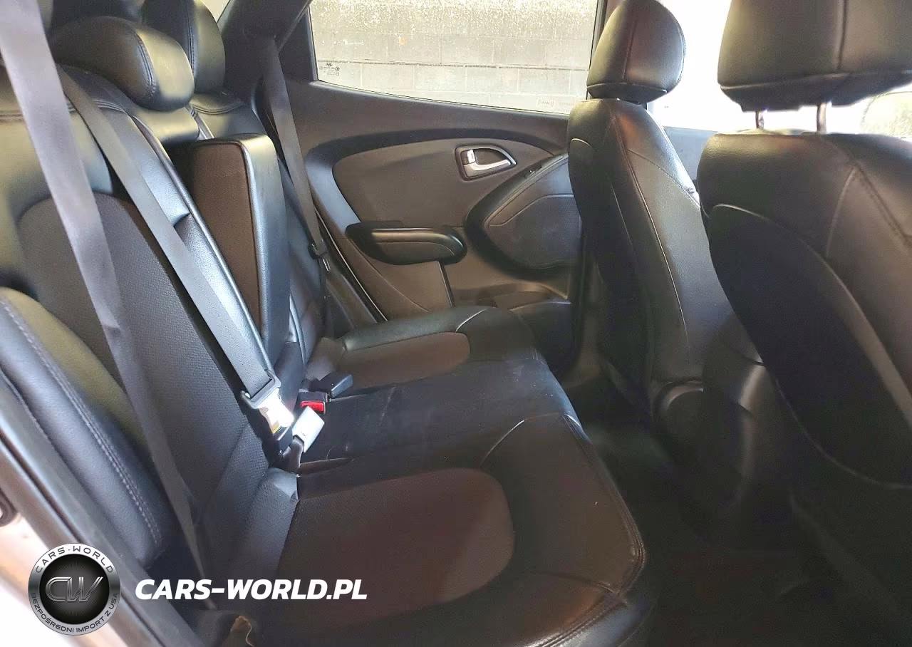 2012 Hyundai Tucson Gls VIN:KM8JUCAC8CU492319 - 11