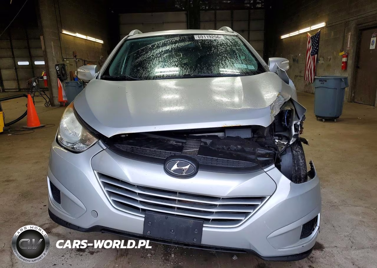 2012 Hyundai Tucson Gls VIN:KM8JUCAC8CU492319 - 5
