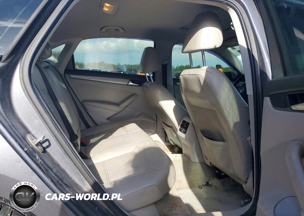 2015 Volkswagen Passat Se VIN:1VWBV7A32FC032139 - 10