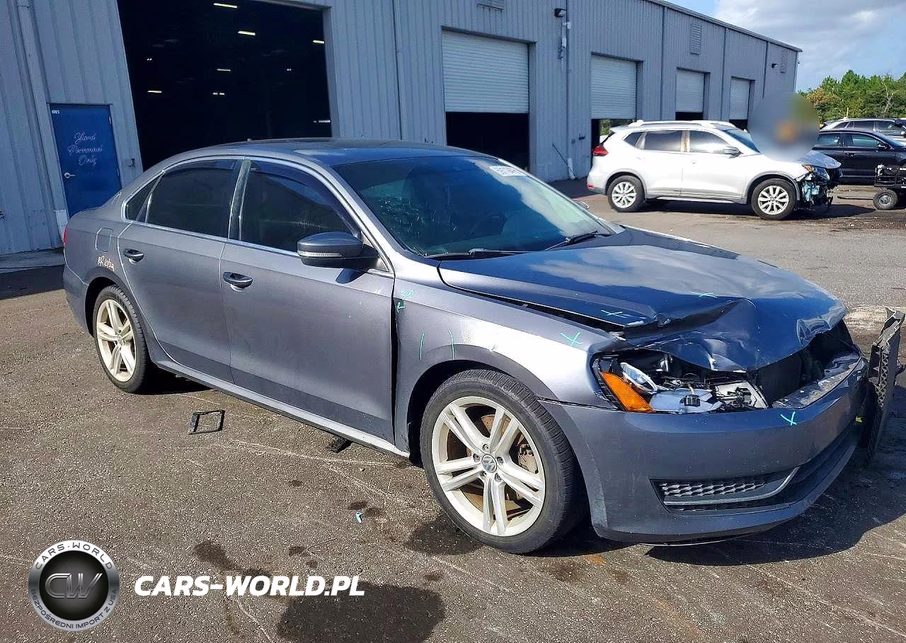 2015 Volkswagen Passat Se VIN:1VWBV7A32FC032139 - 4