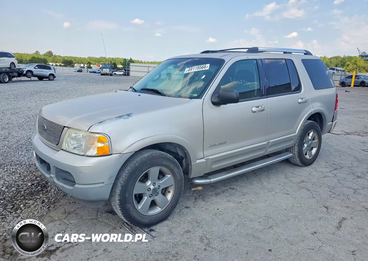 2005 Ford Explorer