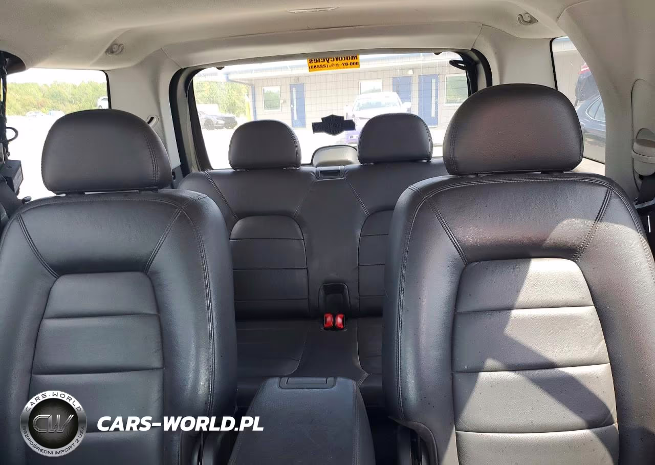 2005 Ford Explorer VIN:1FMDU75K85UA54117 - 10