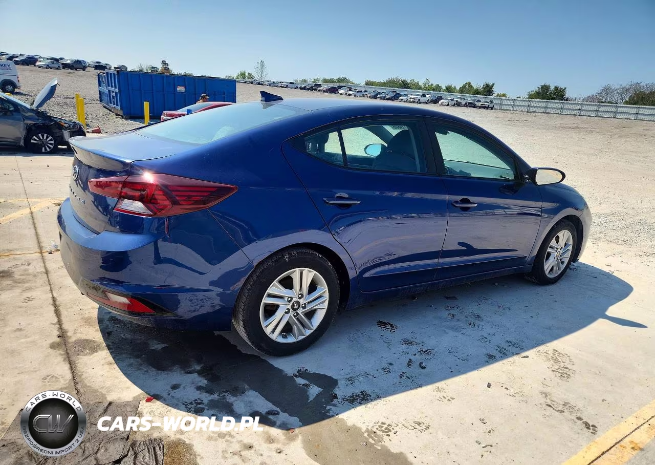 2020 Hyundai Elantra Sel VIN:5NPD84LF6LH573123 - 3