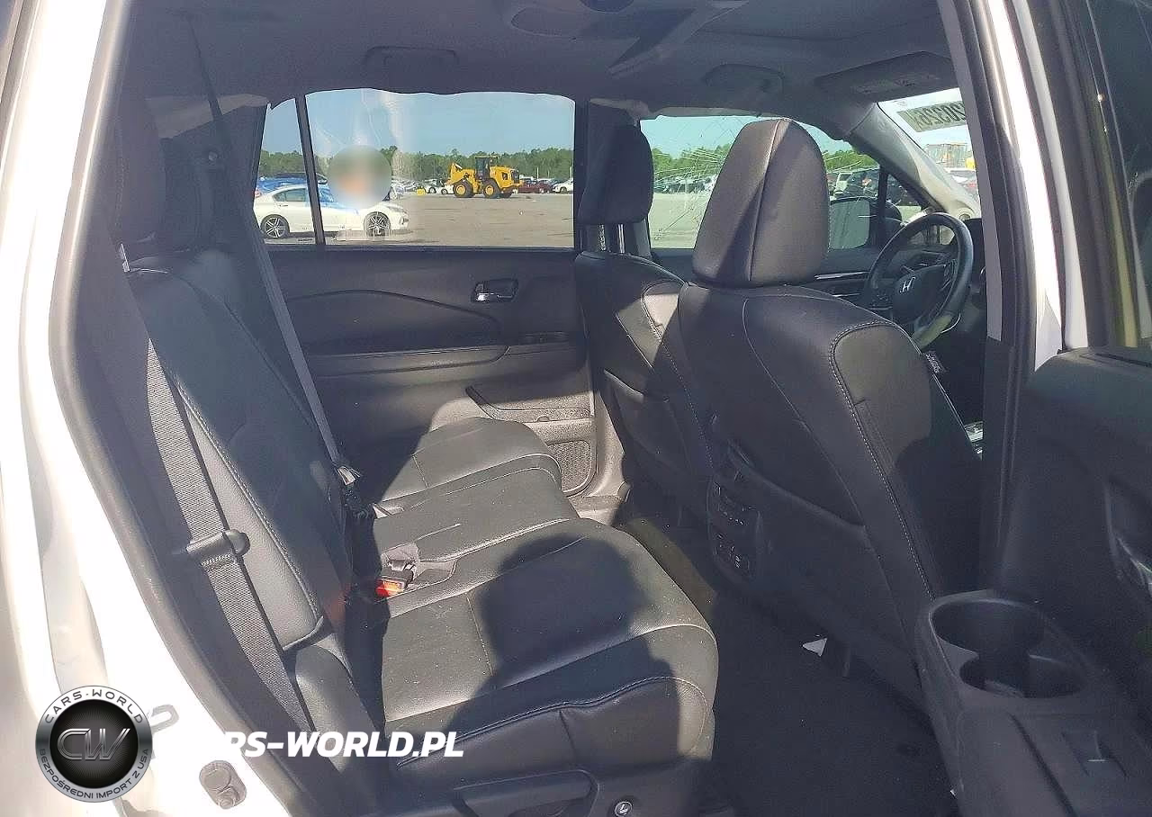 2021 Honda Pilot Touring VIN:5FNYF6H97MB033785 - 10