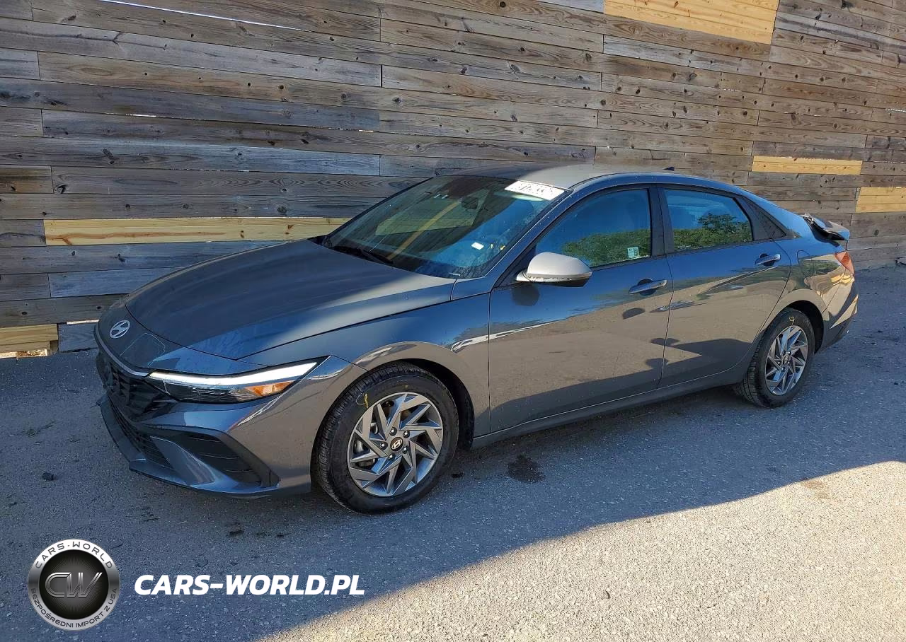 2024 Hyundai Elantra Sel – zdjęcie 1 z 12