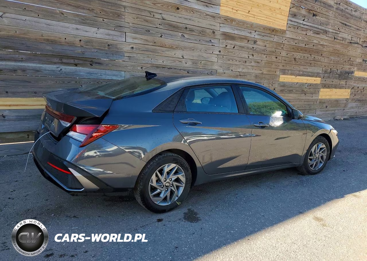 2024 Hyundai Elantra Sel VIN:KMHLM4DG6RU820763 - 3