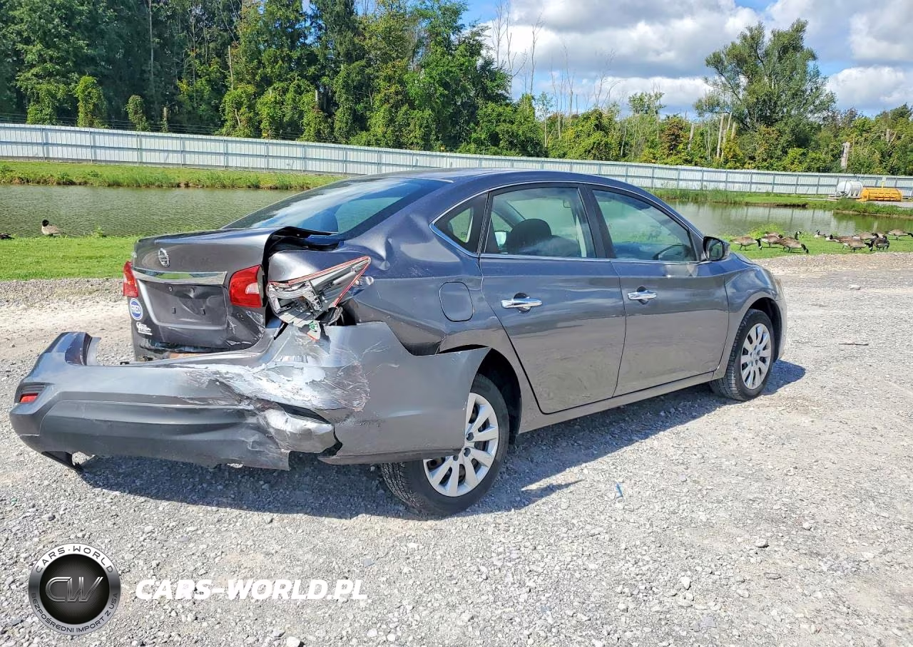 2016 Nissan Sentra S VIN:3N1AB7AP3GY232713 - 3
