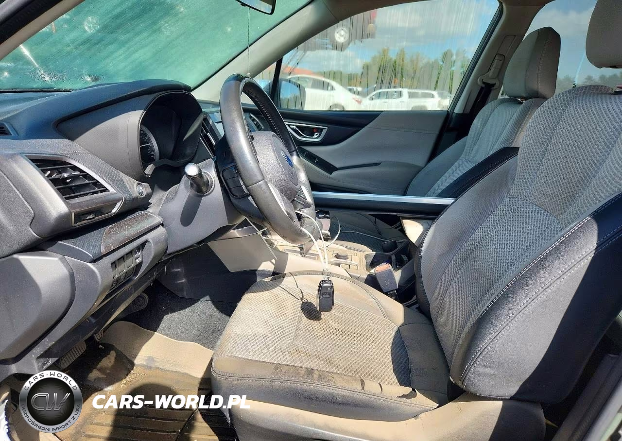 2019 Subaru Forester Premium VIN:JF2SKAGC2KH582004 - 7