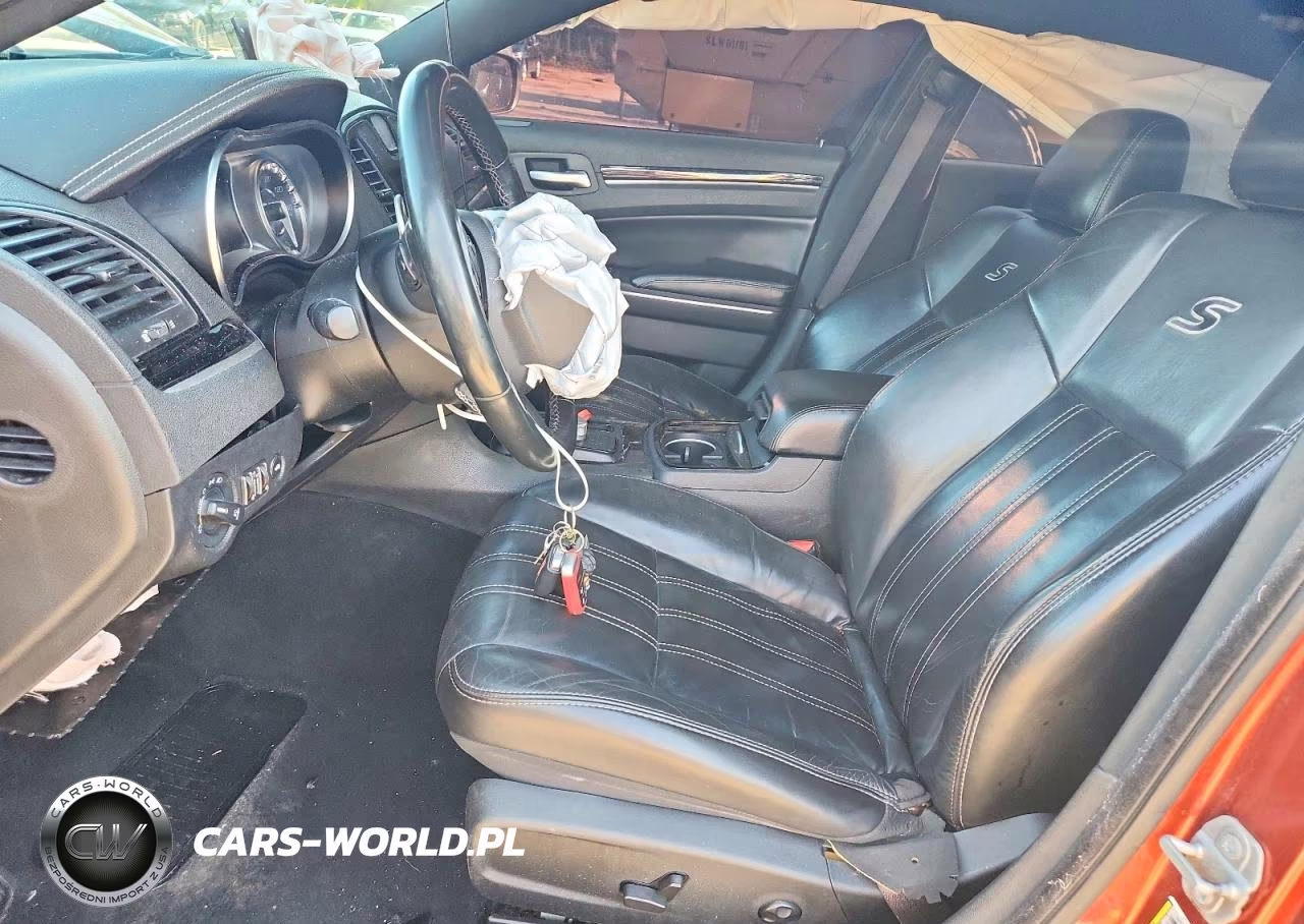 2021 Chrysler 300 S VIN:2C3CCABG0MH545934 - 7