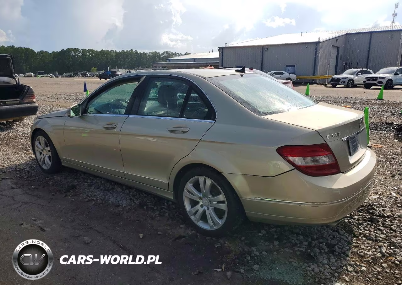 2011 Mercedes-Benz C 300 VIN:WDDGF5EB0BA471038 - 2