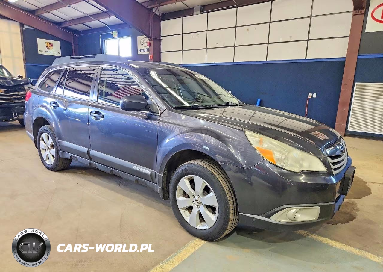 2012 Subaru Outback 2.5I Premium VIN:4S4BRBCC4C3229988 - 4
