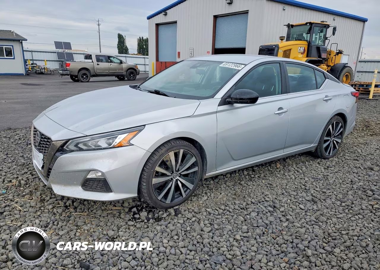 2021 Nissan Altima Sr