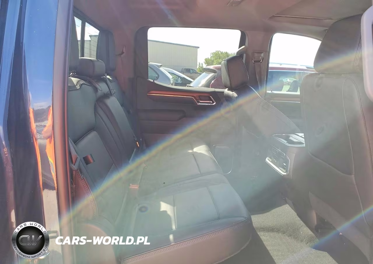 2022 GMC Sierra K1500 Denali VIN:3GTUUGET7NG624057 - 10