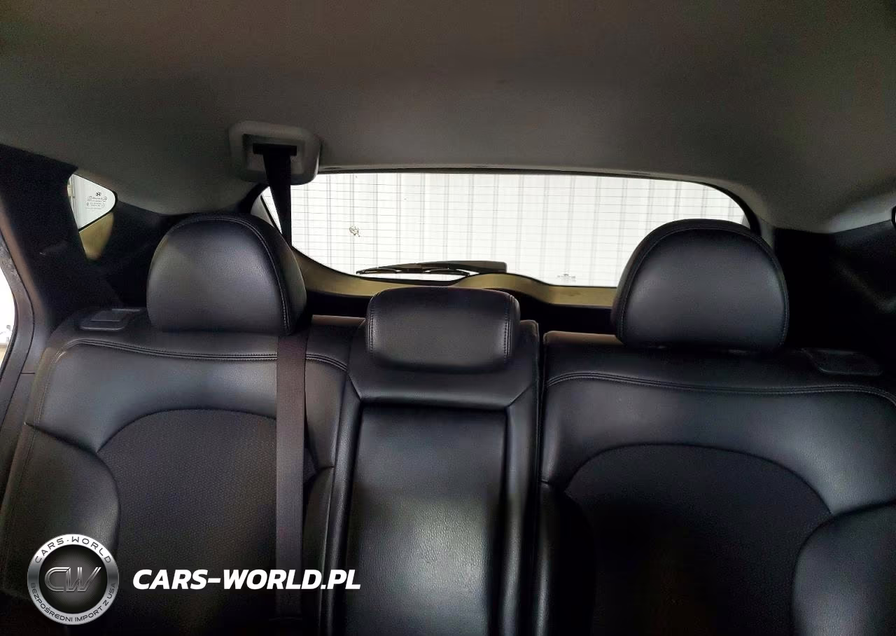 2011 Hyundai Tucson Gls VIN:KM8JU3AC3BU203216 - 10