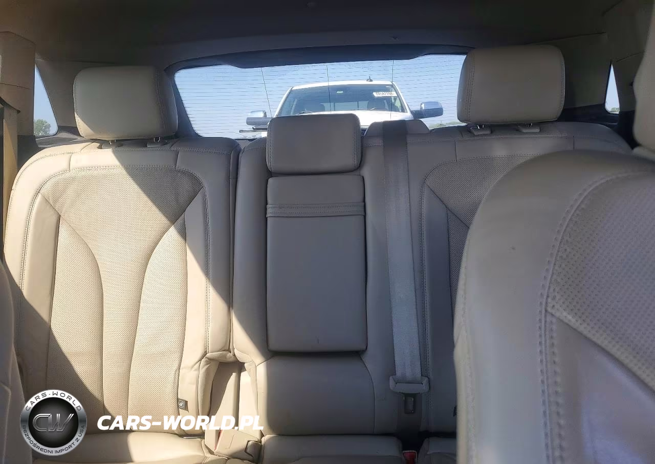 2019 Lincoln Nautilus Reserve VIN:2LMPJ8L9XKBL17483 - 10