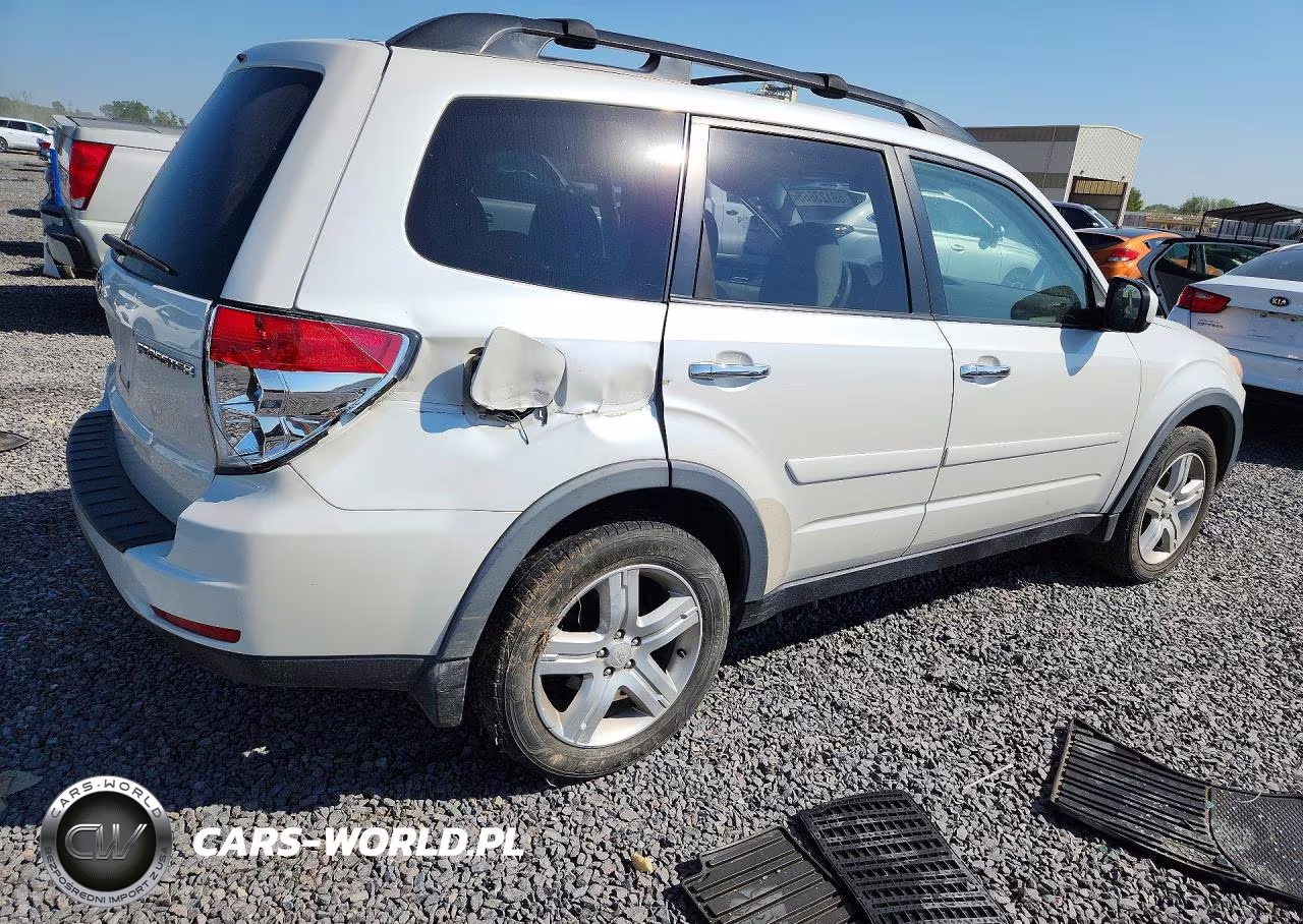 2010 Subaru Forester 2.5X Premium VIN:JF2SH6CC4AH758700 - 3
