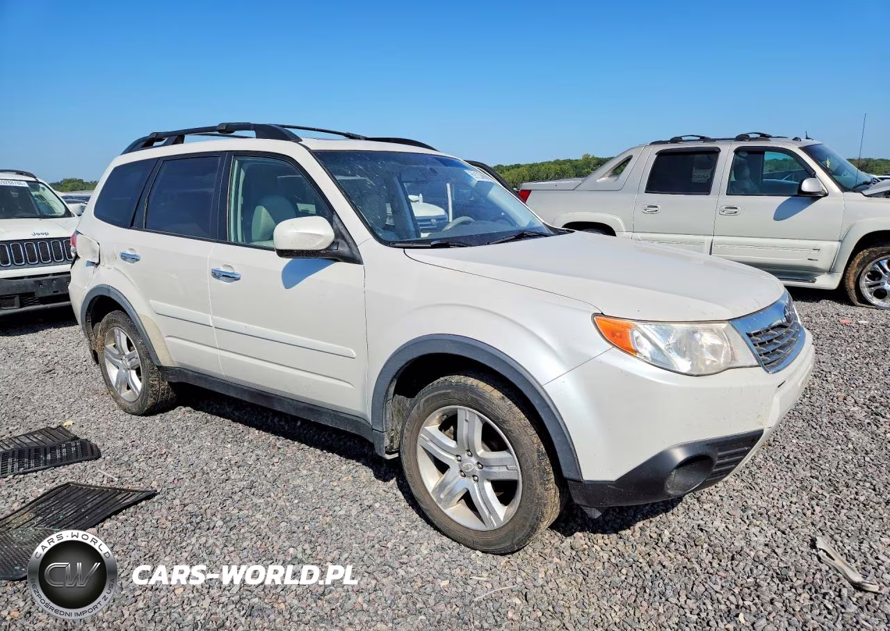 2010 Subaru Forester 2.5X Premium VIN:JF2SH6CC4AH758700 - 4